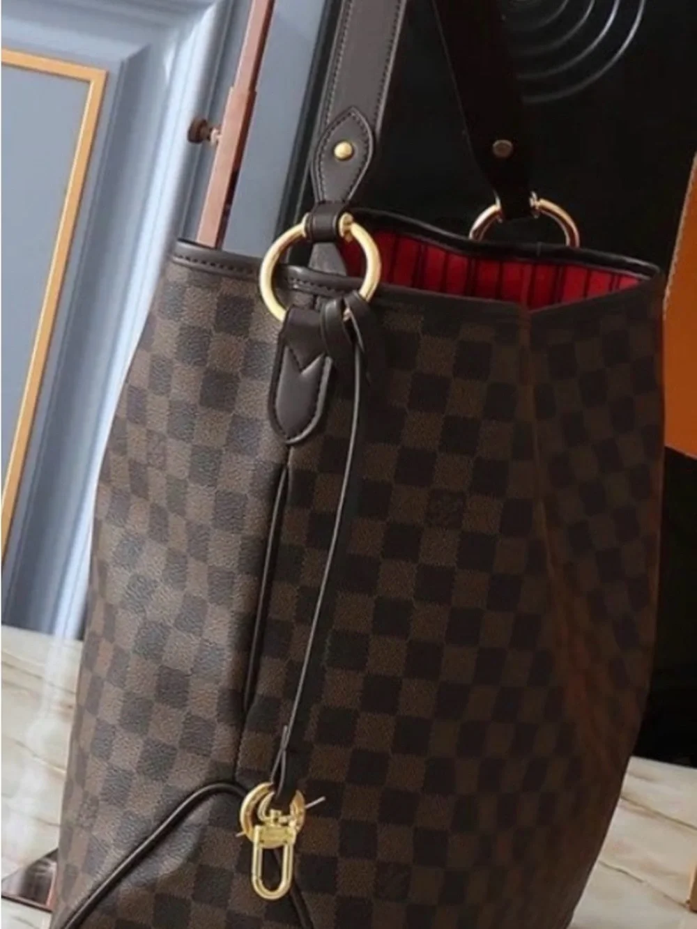 Louis Vuitton Brown Damier Shoulder Bag with Red Lining